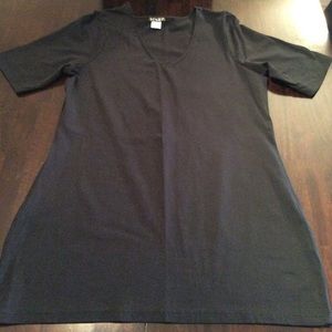 Black tunic fitted T-shirt